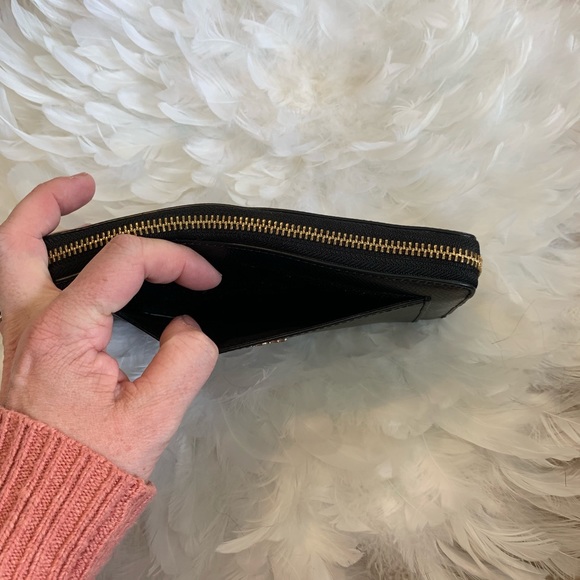 Coach Wallet - Picture 2 of 7